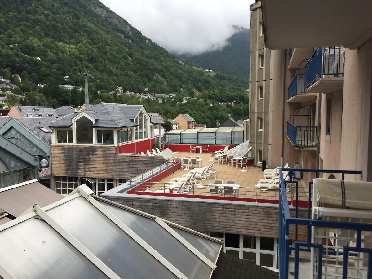 Appartement privé dans résidence Balnéo Aladin Cauterets 0*,  France